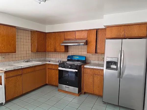 2 bed, 670 sqft, $1,750 — Photo 2