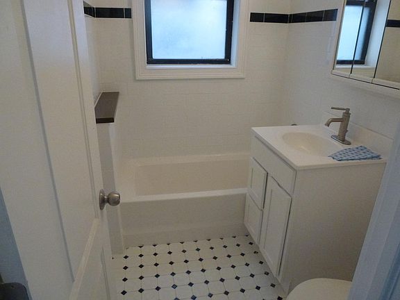 4th image of 321 79th St APT 22