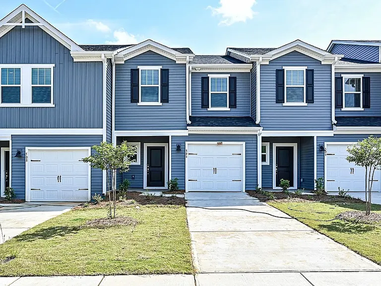 506 Tayberry Ln — Photo 1