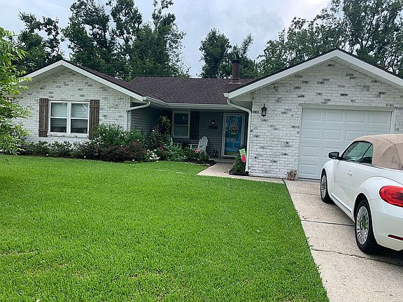 3rd image of 167 Lakewood Dr