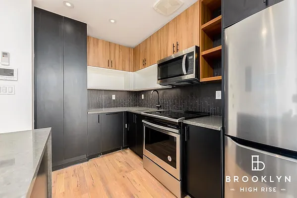 Rented by Brooklyn High Rise LLC | media 24