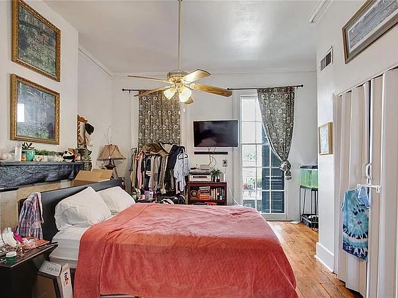 4th image of 1711 2nd St APT 4
