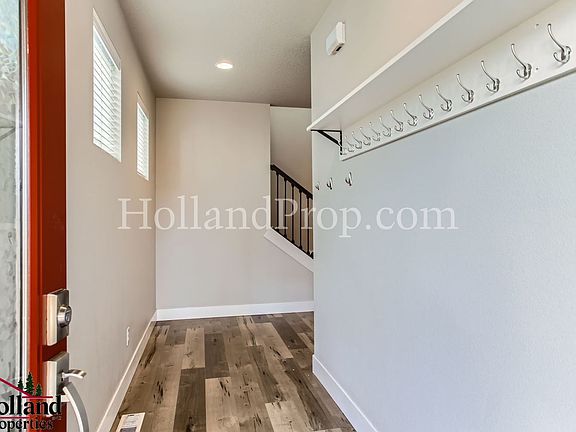 5th image of 4311 SE Lone Oak St