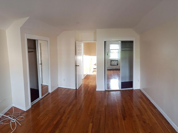 5th image of 9506 Schenck St Floor 3