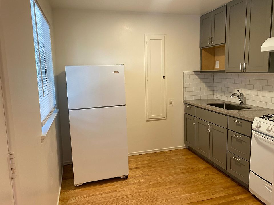 1st image of 266 San Jose Ave APT 3