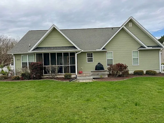 3505 Player Ln — exterior photo