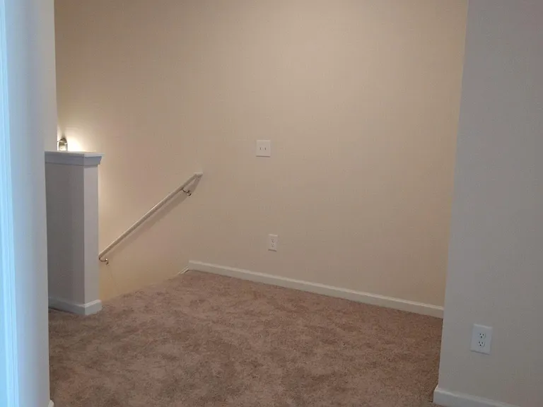243 Centennial Cir — Photo 33