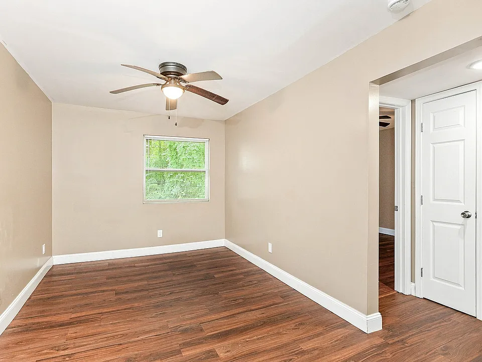 002 - Living Room