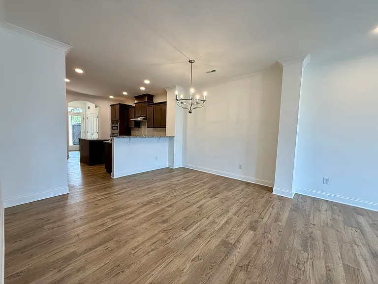 10211 Rainier Trail Dr NW — Photo 4