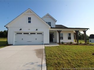 5579 Tall Timbers Dr, Fayetteville, NC 28311