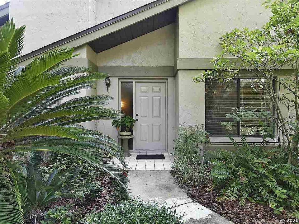 1st image of 3923 NW 23rd Cir