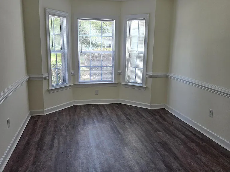 2904 Rockport Dr — Photo 4