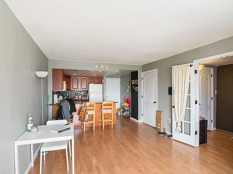 2001 Hamilton St #1916 — Photo 3