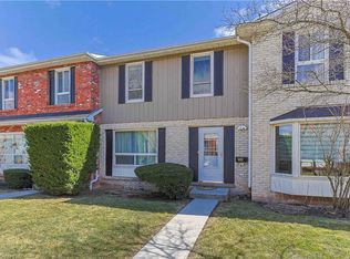 5475 Lakeshore Rd #54, Burlington, ON L7L 1E1