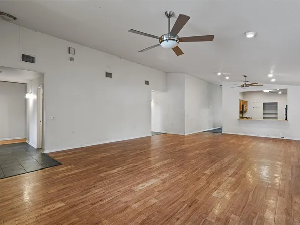 1213 Justin Ln, Austin, TX 78757