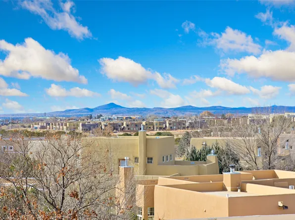 4137 Soaring Eagle Ln, Santa Fe, NM 87507
