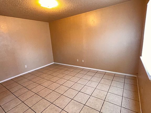 5th image of 1400 S Espina St APT 2