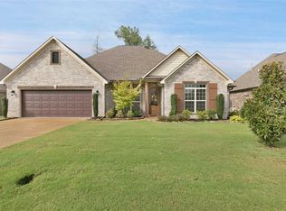 29 Fall Creek Dr, Jackson, TN 38305