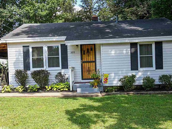 3rd image of 305 Thelma St