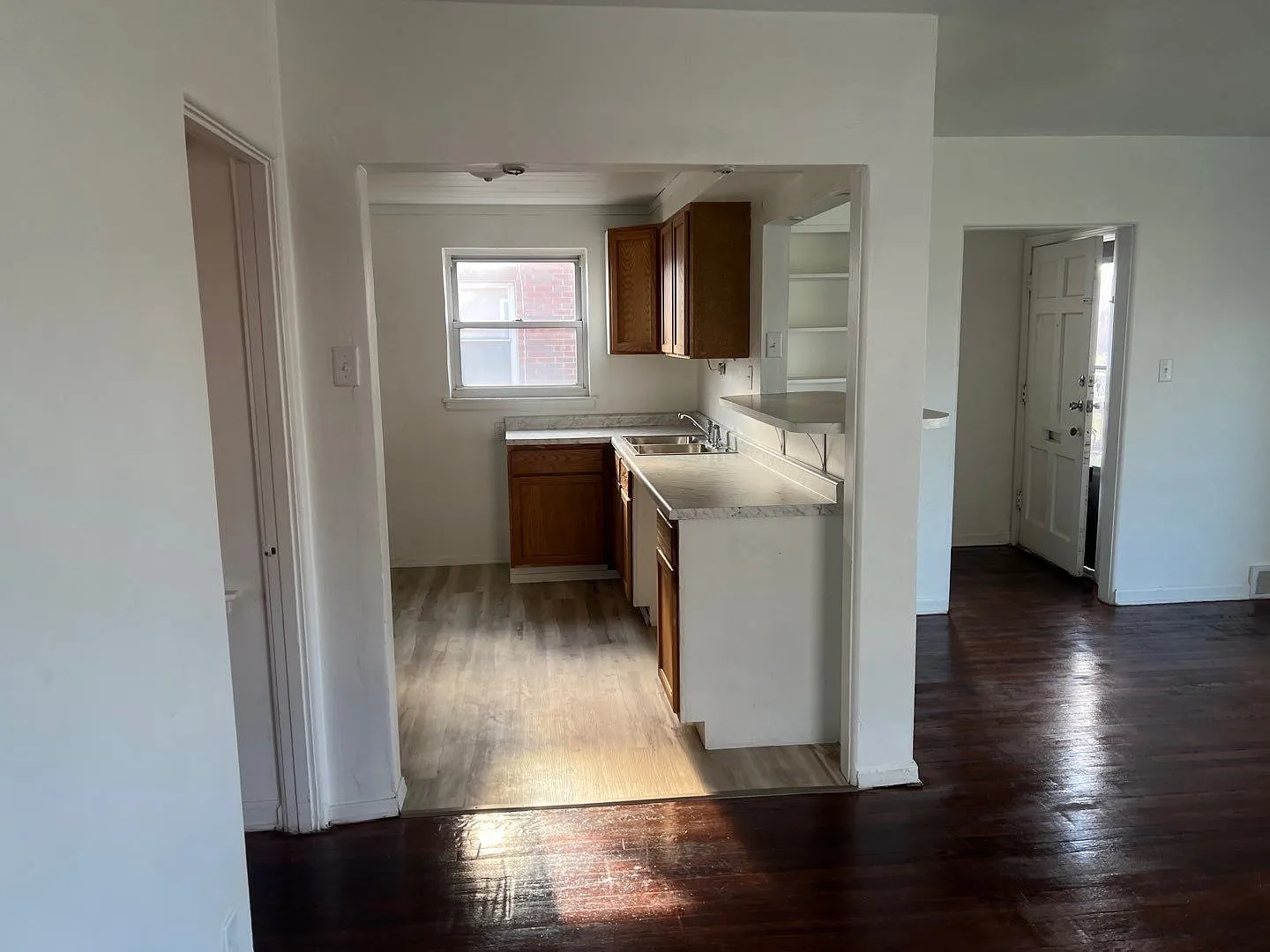 House for Rent — Photo 1