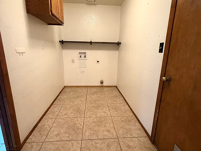 5717 E Evergreen St — Photo 15