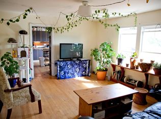 2201 Winnebago St APT 3, Madison, WI 53704