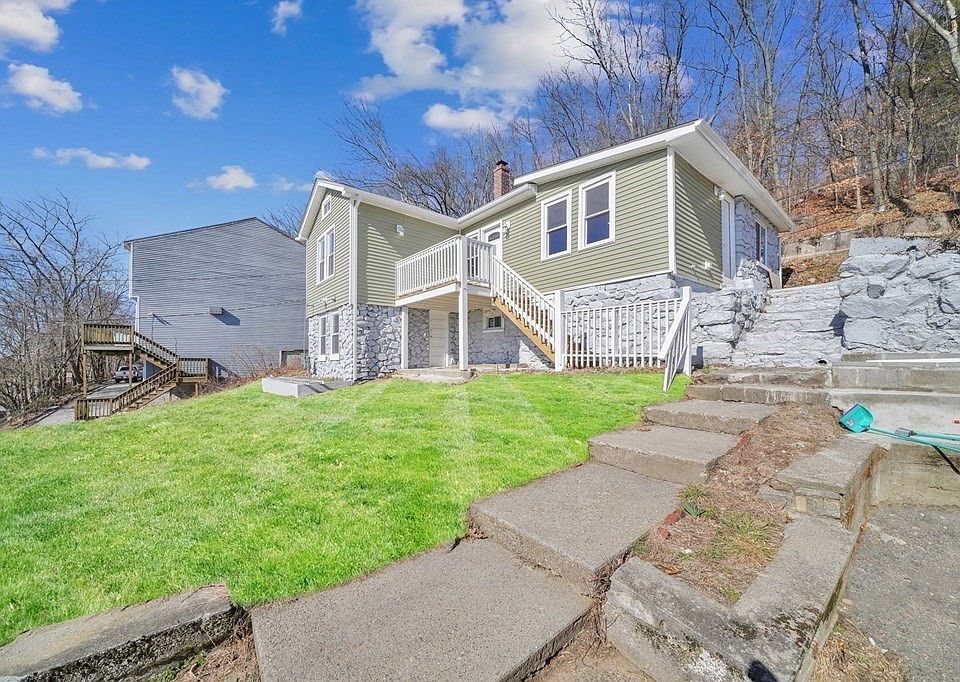 37 Chilmark St, Worcester, MA 01604 Zillow