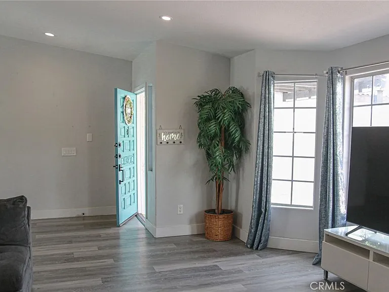 68347 Descanso Cir — Photo 4