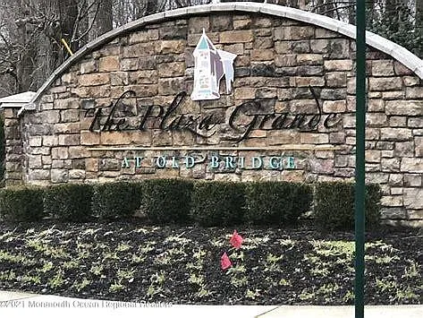 5100 Falston Cir #323