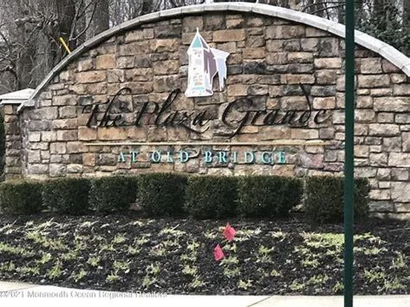 5100 Falston Cir #323, Old Bridge, NJ 08857