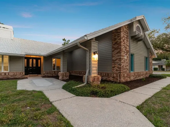 528 Humphries Rd, Safety Harbor, FL 34695