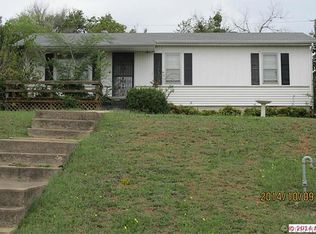 1102 W Merrick St, Henryetta, OK 74437