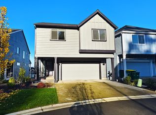 17563 SW Sunview Ln, Beaverton, OR 97007