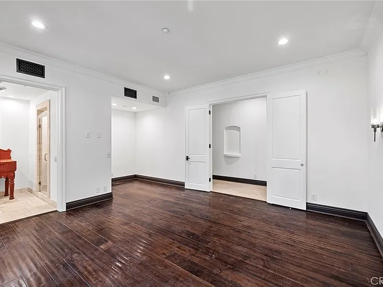 1316 Beverly Grove Pl — Photo 37