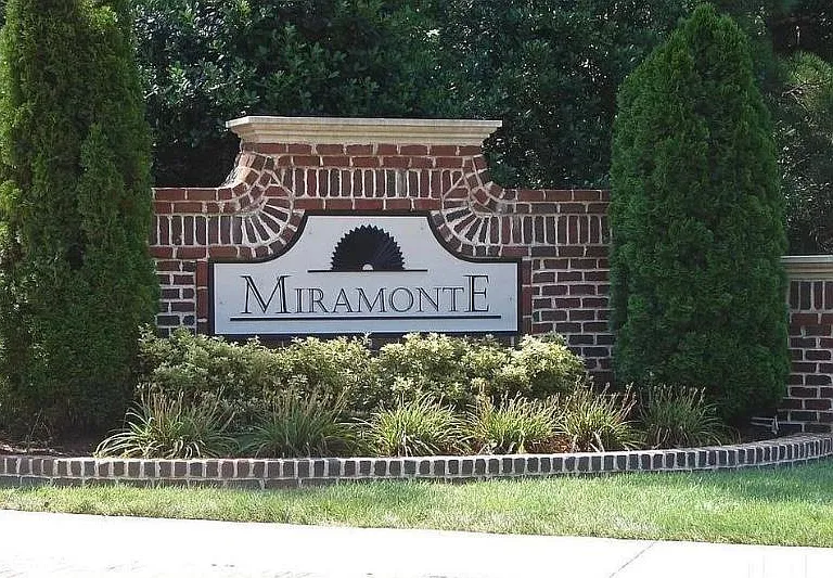 107 Fargale Ln — Photo 13