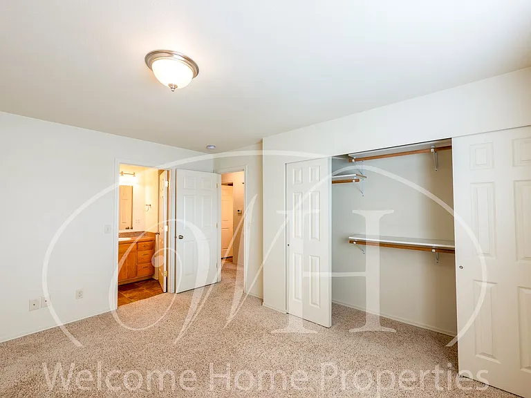 132 E Birch St — Photo 16