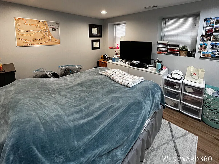 2618 N Wayne Ave #1R — Photo 10