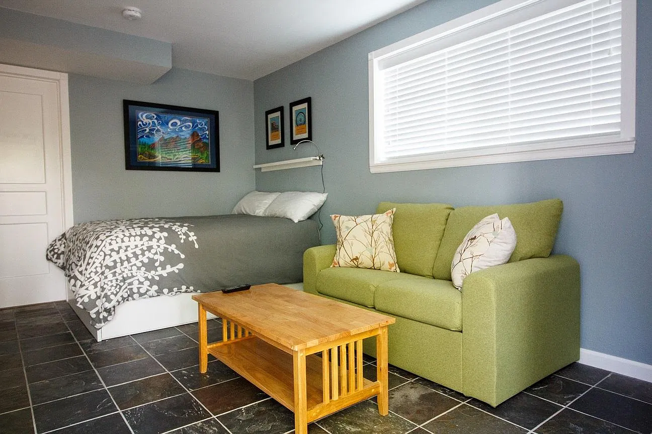 1 bed, 300 sqft, $1,725 — Photo 3