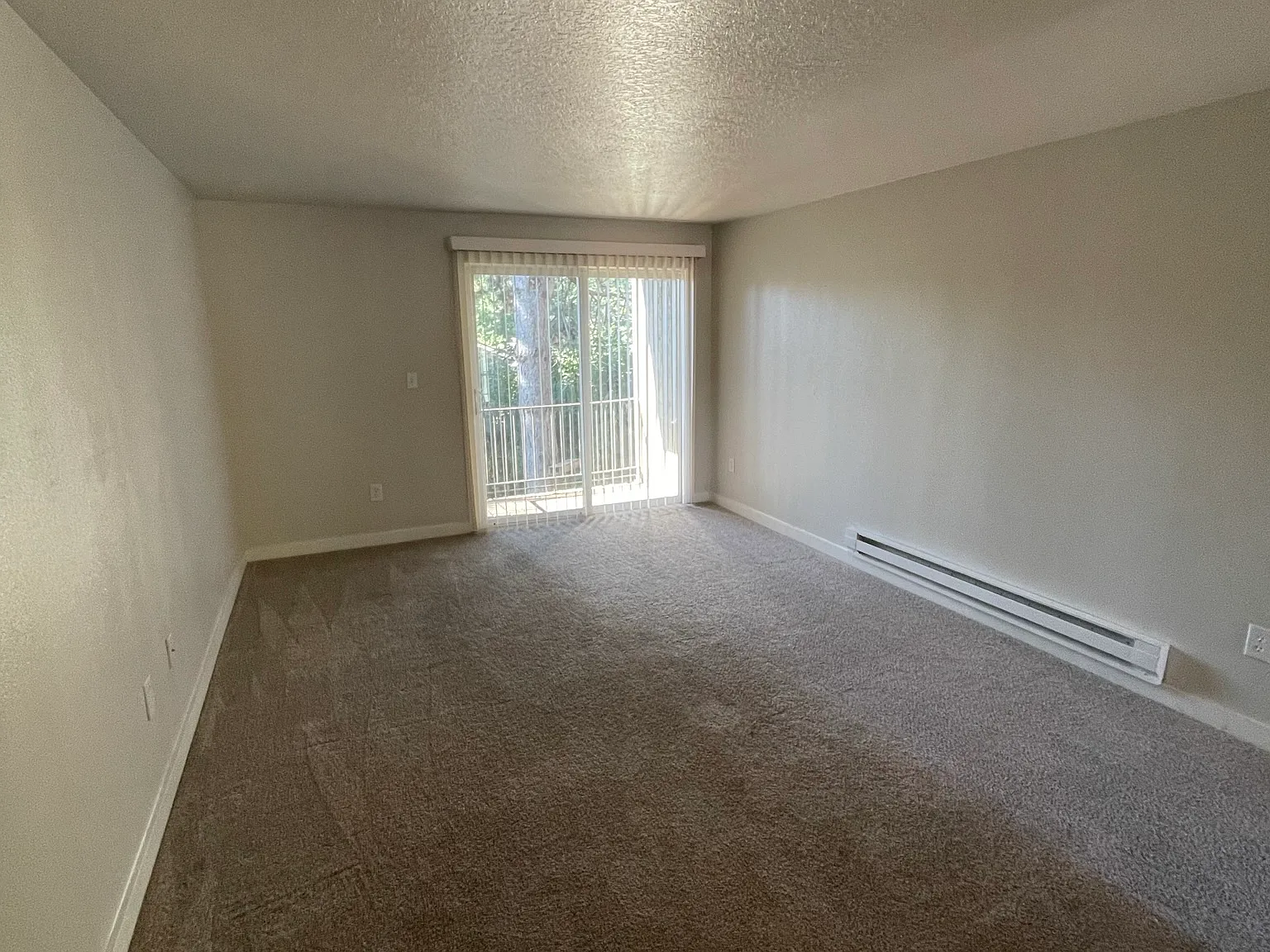 2 bed, 795 sqft, $1,395 — Photo 3