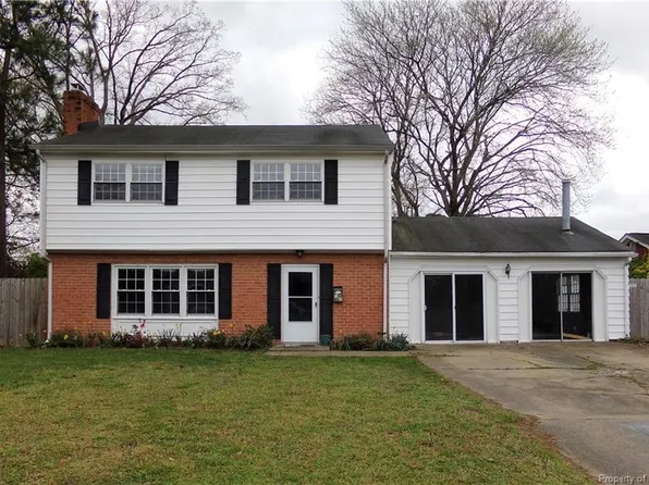 327 Nassau Pl, Hampton, VA 23666