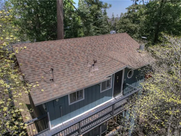 725 Oakmont Ln, Lake Arrowhead, CA 92352