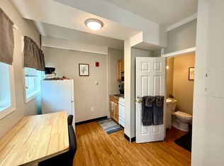 383 College Street, Burlington, VT 05401