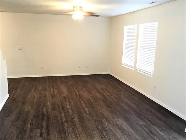 7132 S Kaywood Ave — Photo 2