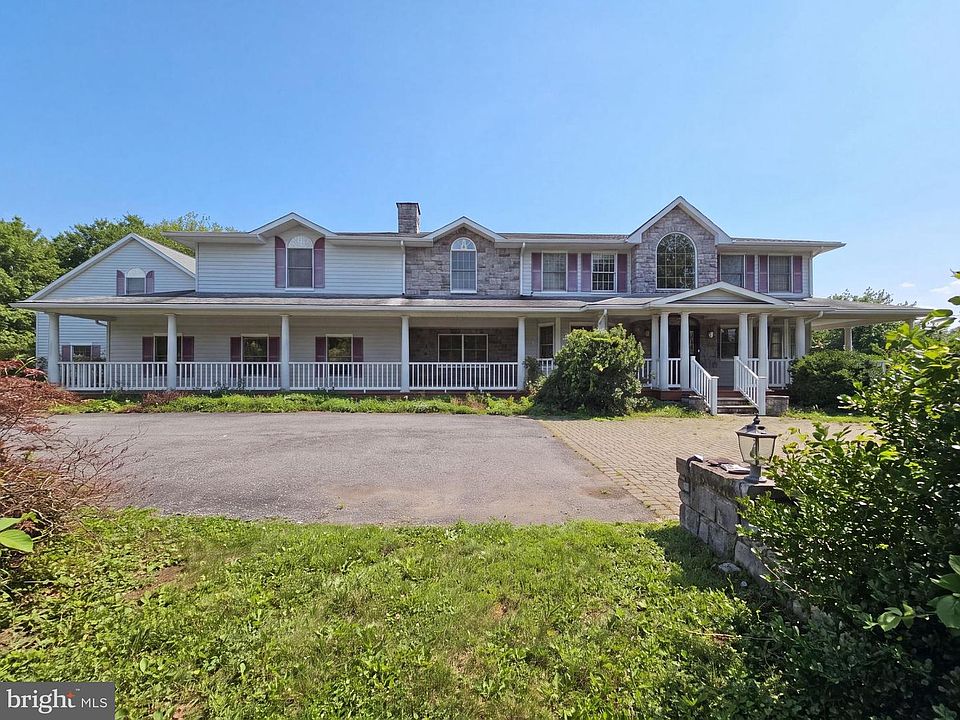 1st image of 2217 Valley View Dr S
