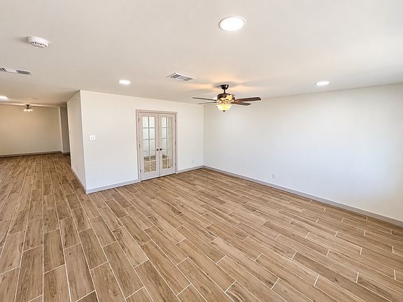5th image of 2551 Pinebluff Dr