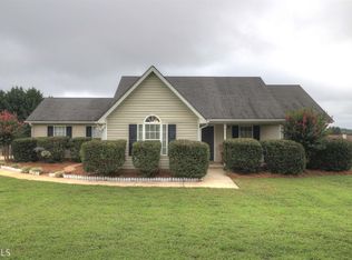 55 S Barnes Dr, Locust Grove, GA 30248