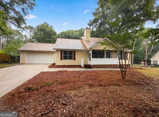 160 Regency Dr, Bethlehem, GA 30620