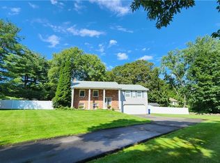5 Elmar Dr, Danbury, CT 06811