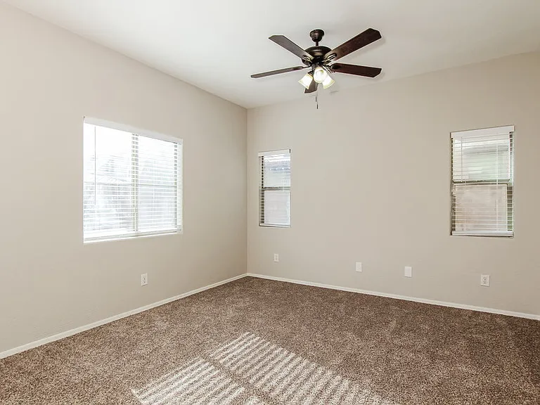 4665 E Olney Ave — Photo 5