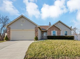 13003 Mystic Bend Ln, Florissant, MO 63033